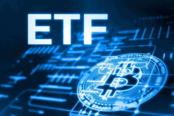 Bears rekt: Bitcoin ETFs see runner-up record day with $887M inflows