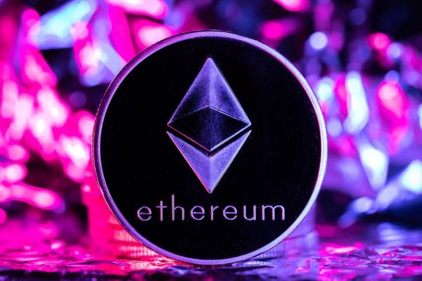 Ethereum (ETH) Rebounds Massively: Crypto Waking Up?