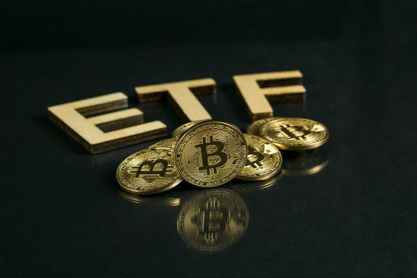 Spot Bitcoin ETFs set trading volume record amid BTC price high